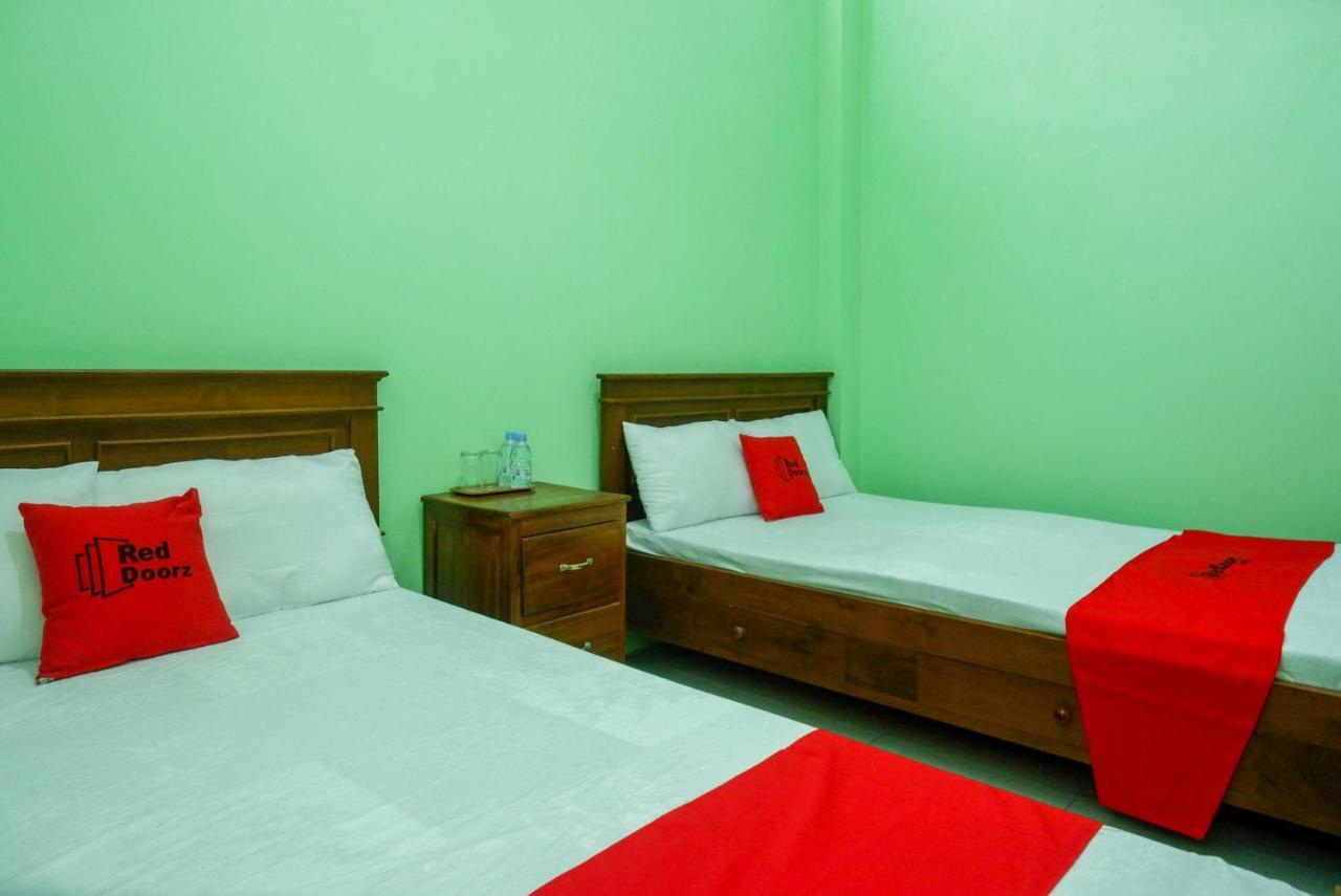 Hotel Reddoorz Syariah Near Monumen Jogja Kembali Kejayan Exteriér fotografie